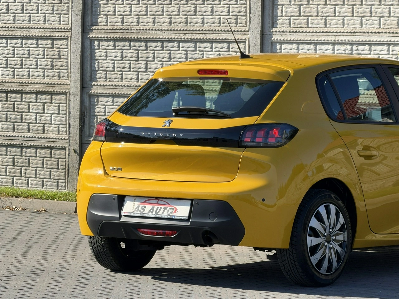Peugeot 208 - Zdjęcie 38