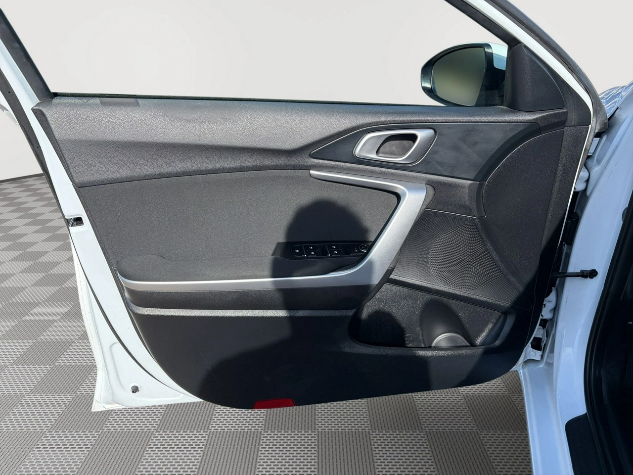 Kia Ceed - Zdjęcie 9