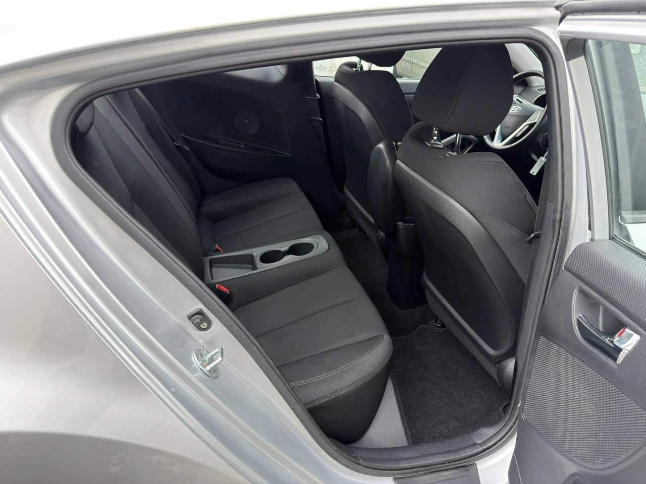 Hyundai Veloster - Zdjęcie 11