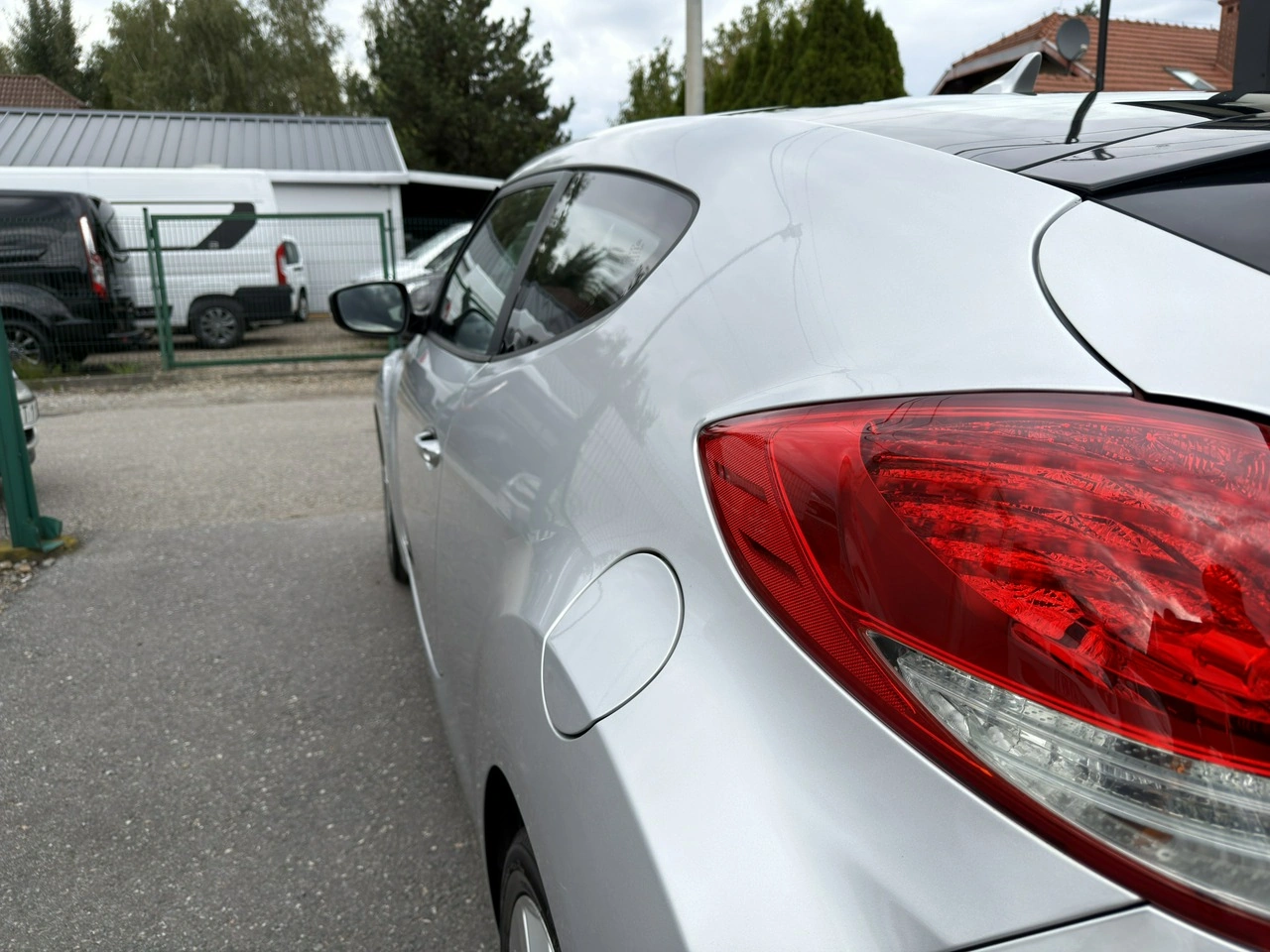 Hyundai Veloster - Zdjęcie 4
