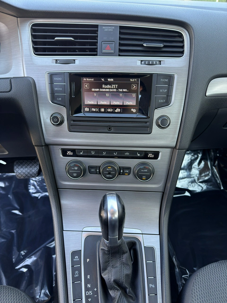 Volkswagen Golf - Zdjęcie 15