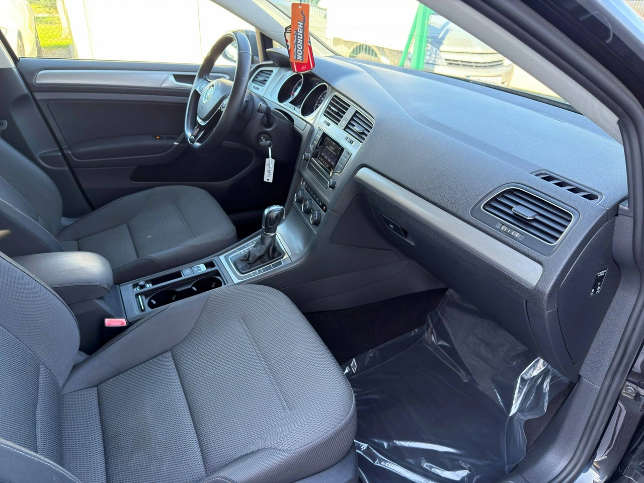Volkswagen Golf - Zdjęcie 18