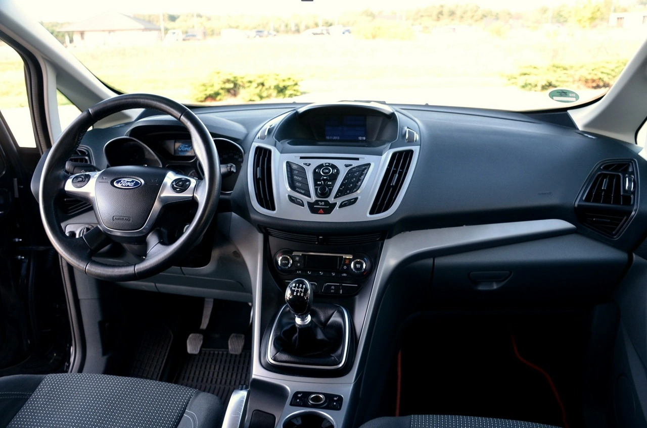 Ford C-MAX - Zdjęcie 16