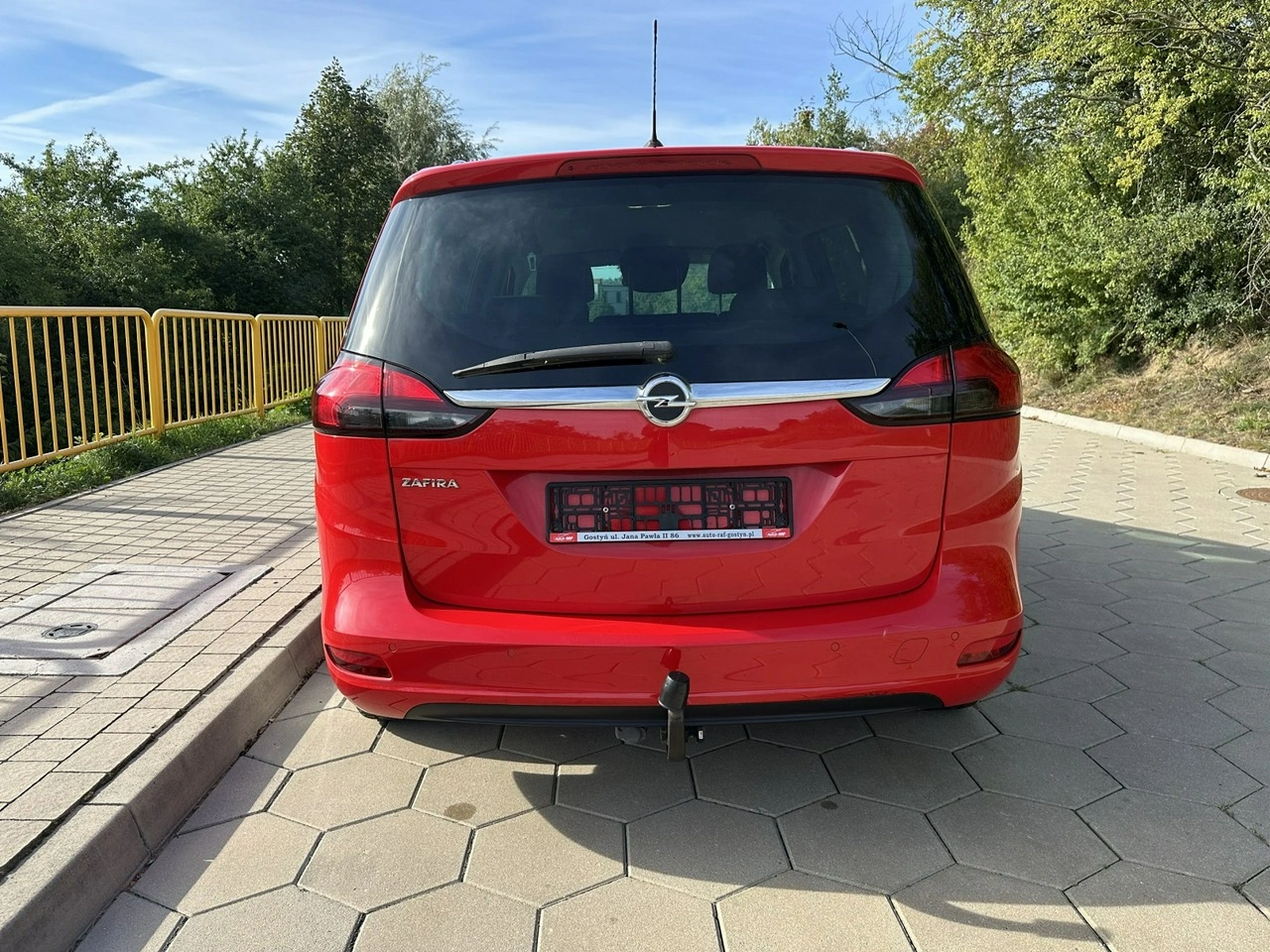 Opel Zafira - Zdjęcie 4
