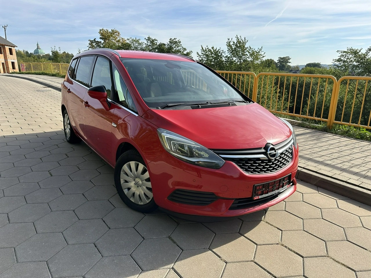 Opel Zafira - Główne zdjęcie