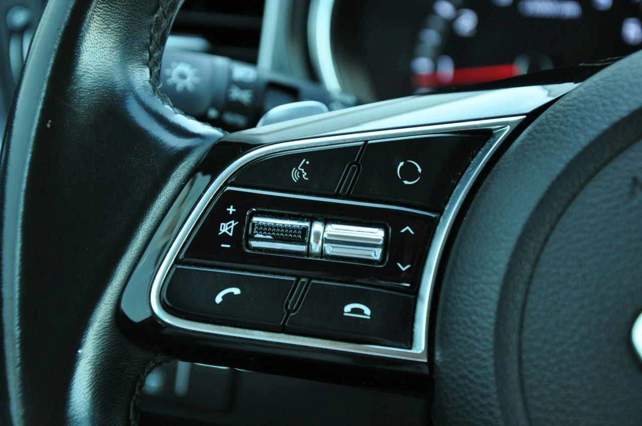 Kia Ceed - Zdjęcie 14