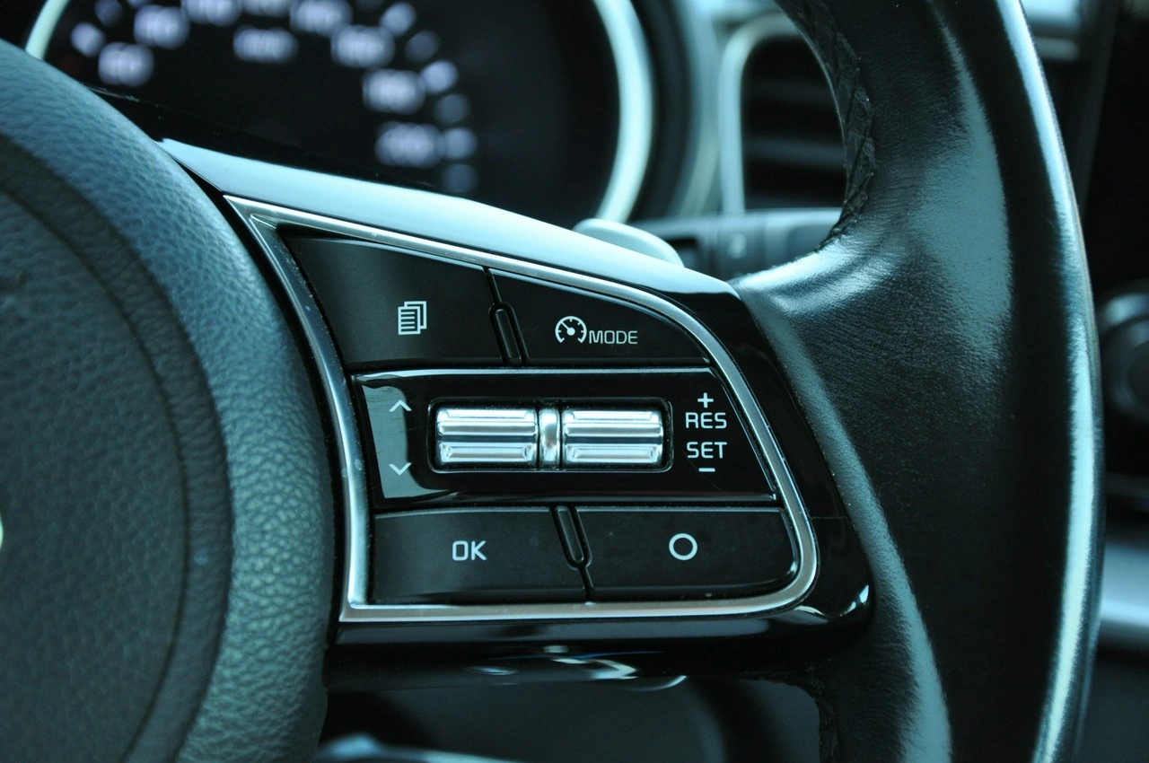 Kia Ceed - Zdjęcie 15