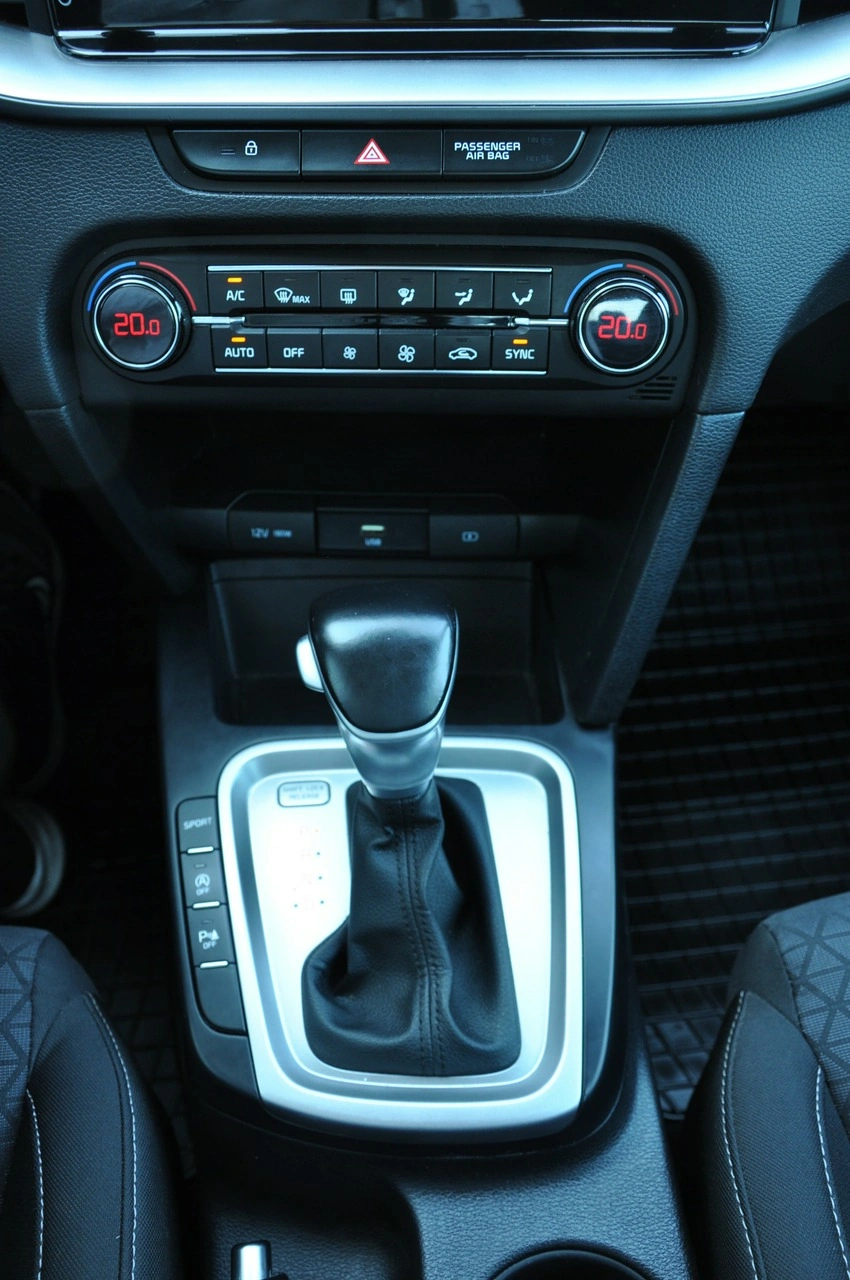Kia Ceed - Zdjęcie 20
