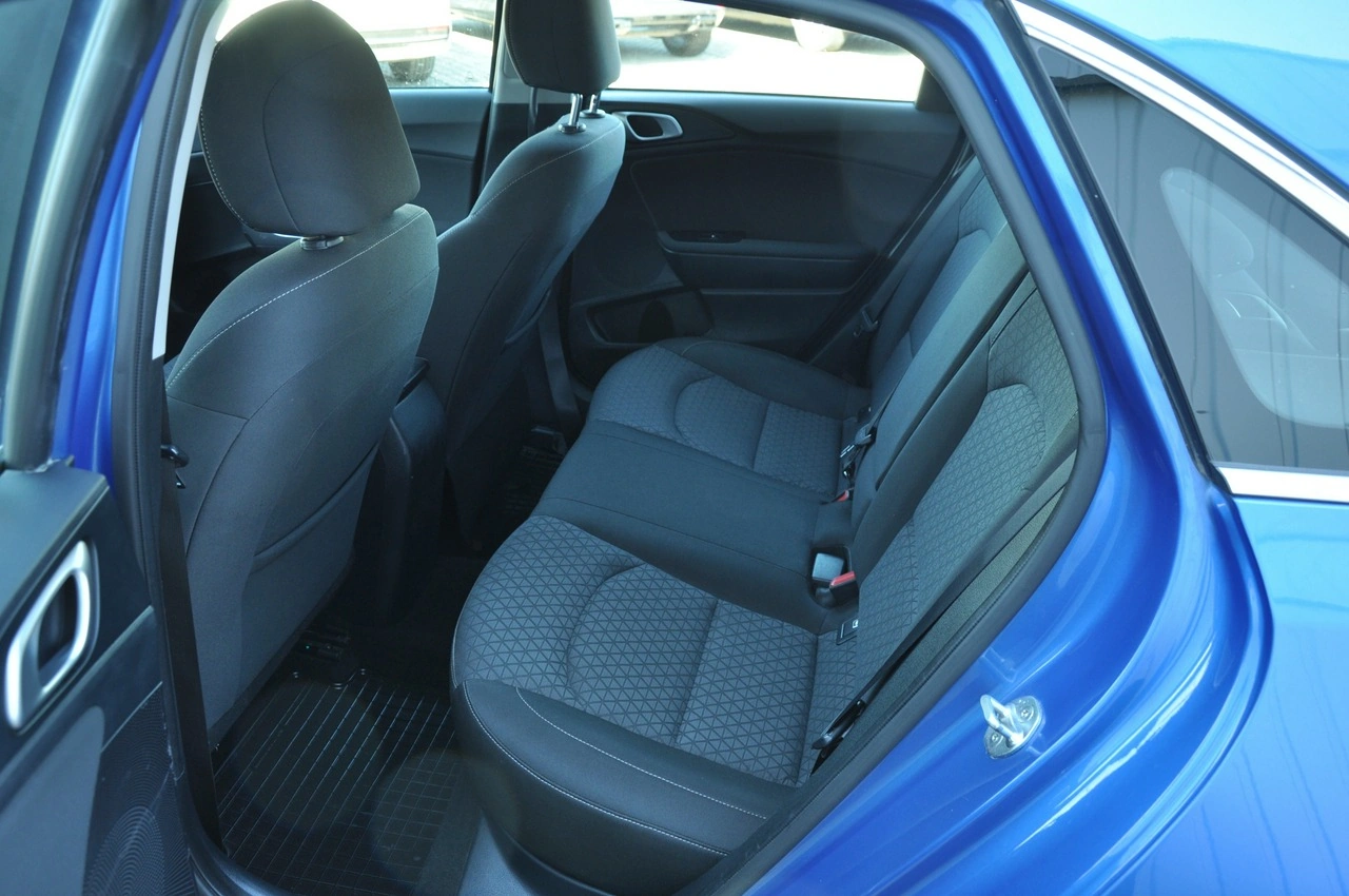 Kia Ceed - Zdjęcie 21