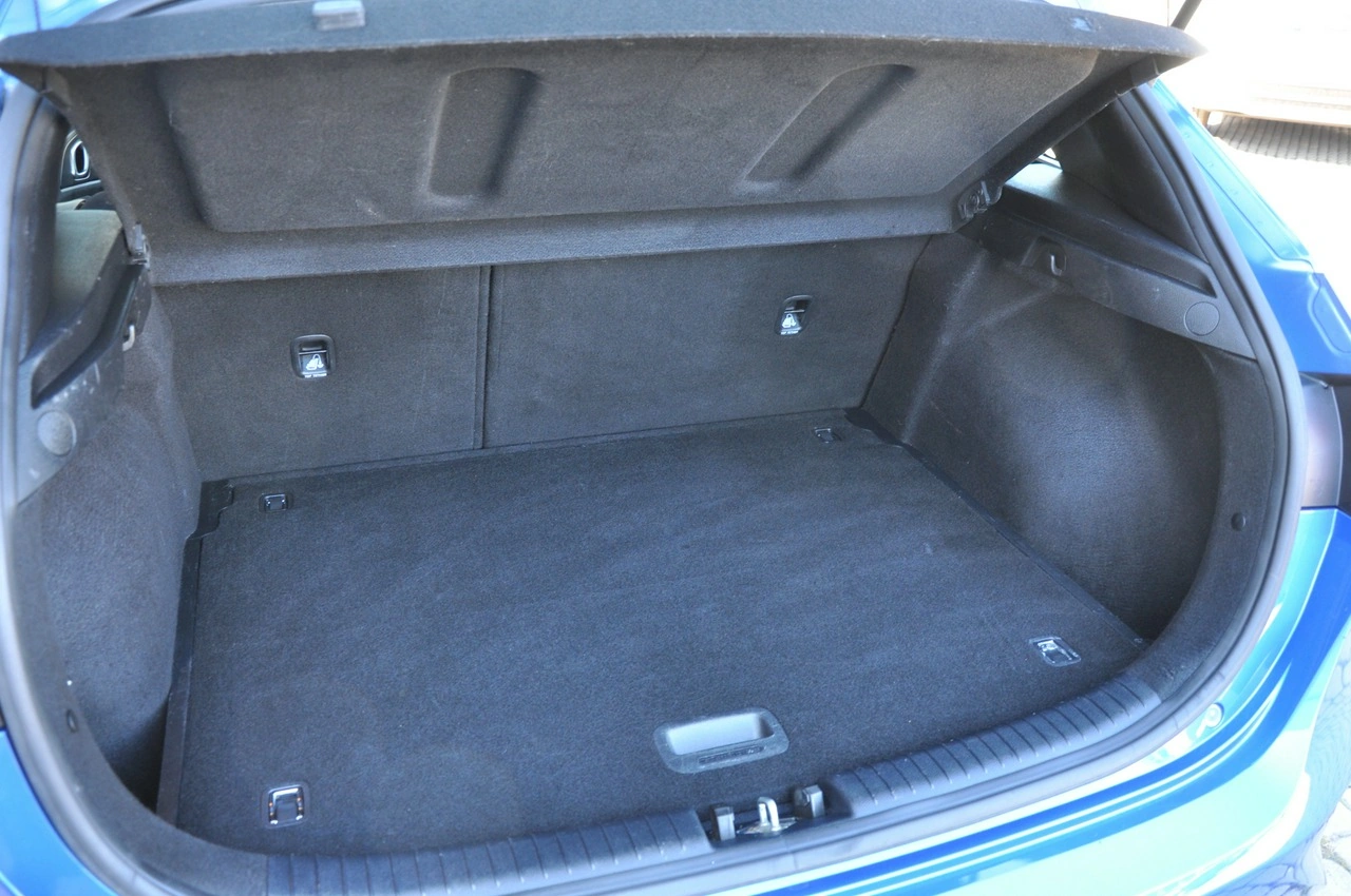 Kia Ceed - Zdjęcie 24