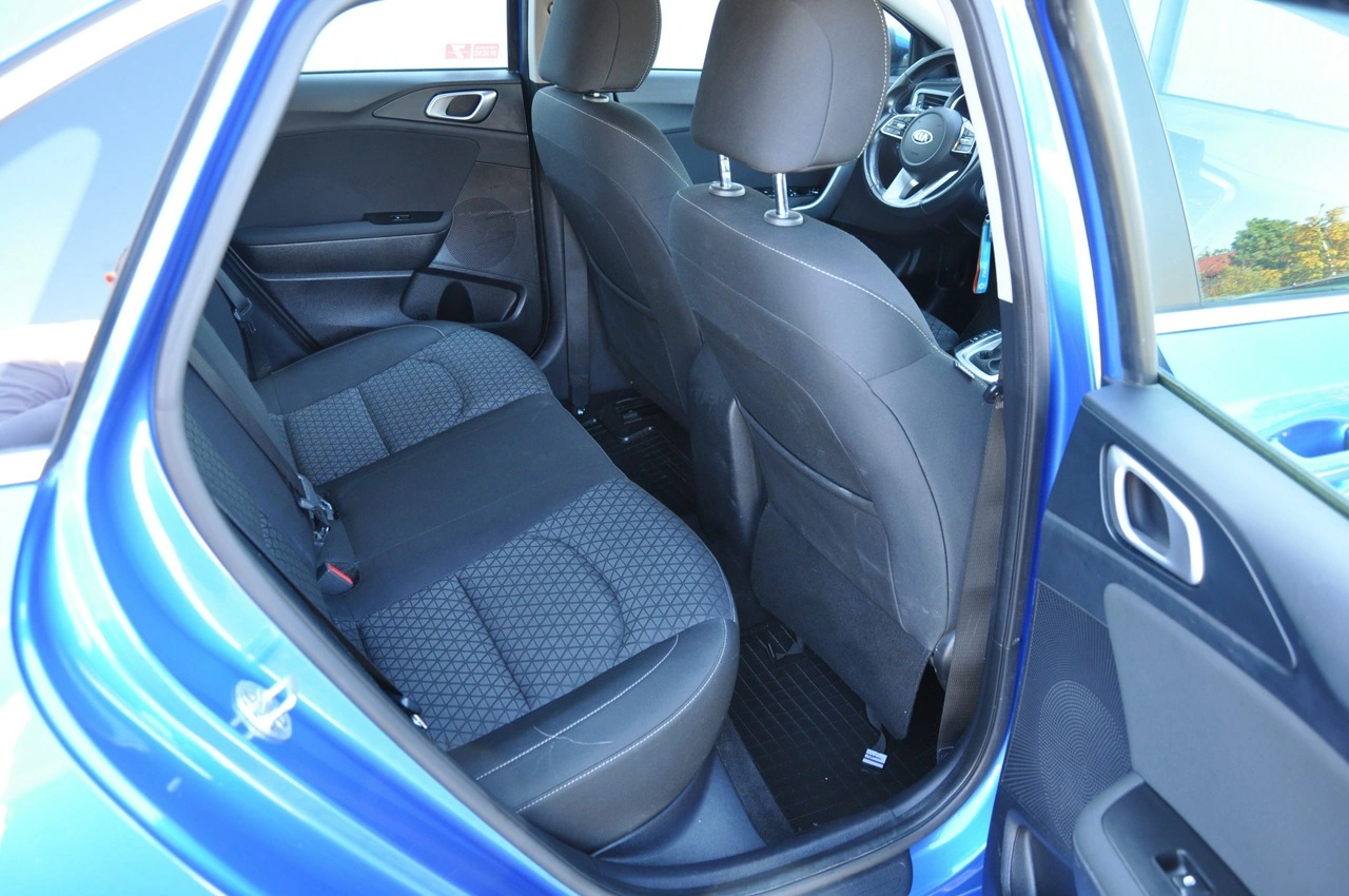 Kia Ceed - Zdjęcie 25
