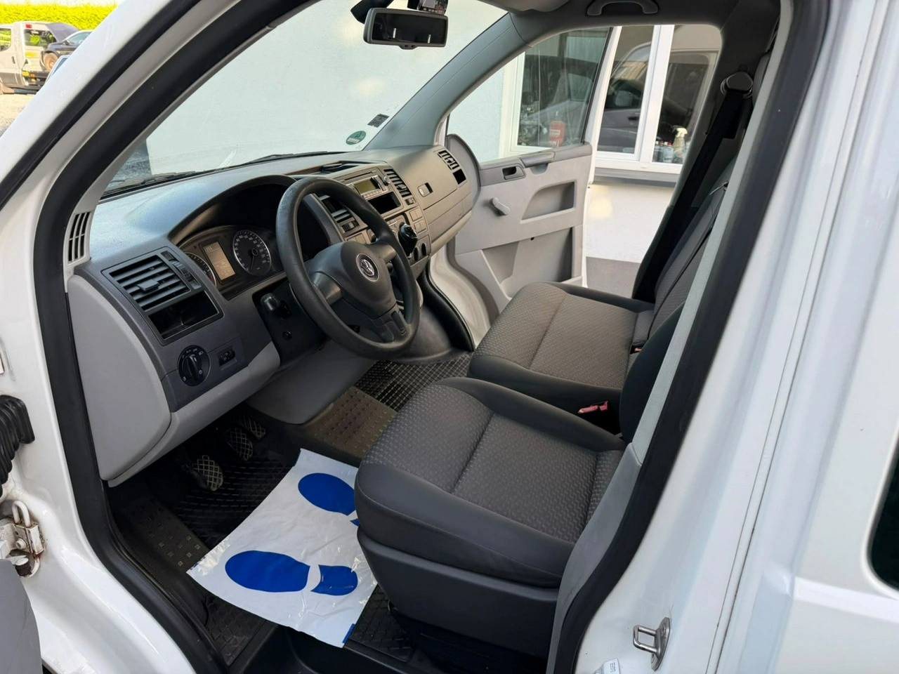 Volkswagen Transporter - Zdjęcie 9