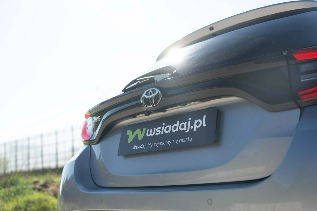 Toyota Yaris - Zdjęcie 13