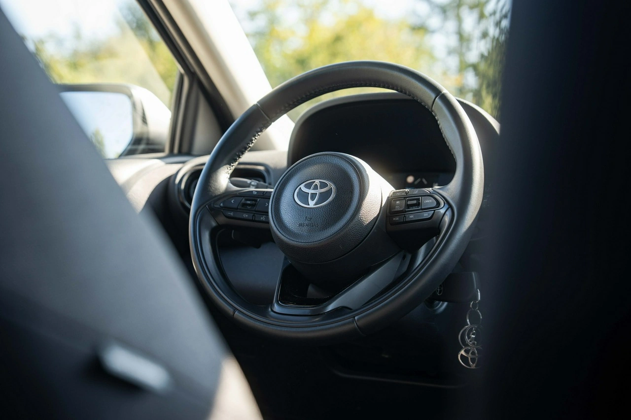 Toyota Yaris - Zdjęcie 22