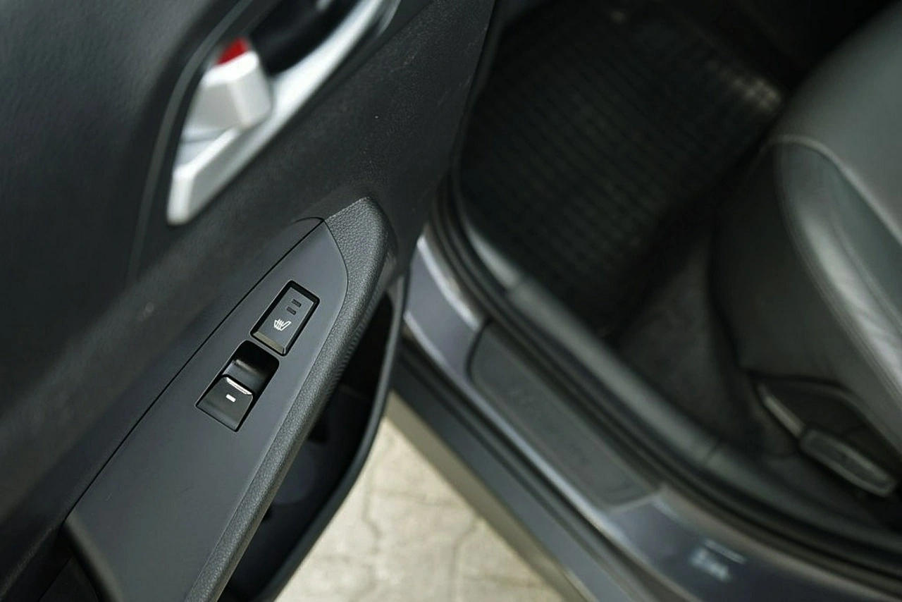 Hyundai Tucson - Zdjęcie 23