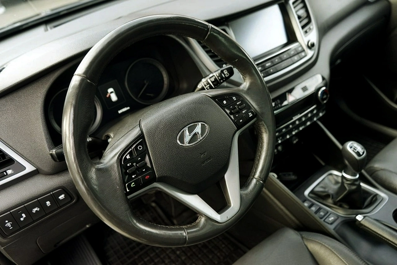 Hyundai Tucson - Zdjęcie 26