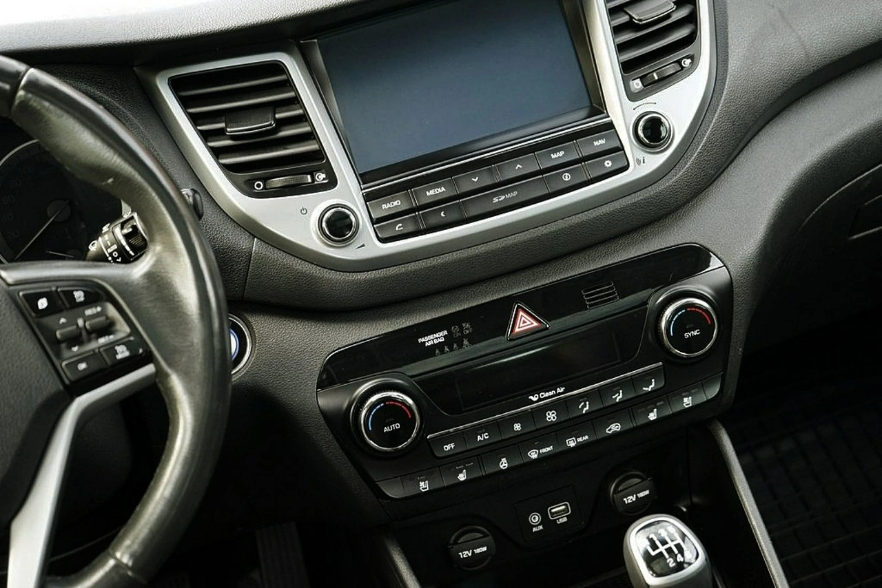 Hyundai Tucson - Zdjęcie 28