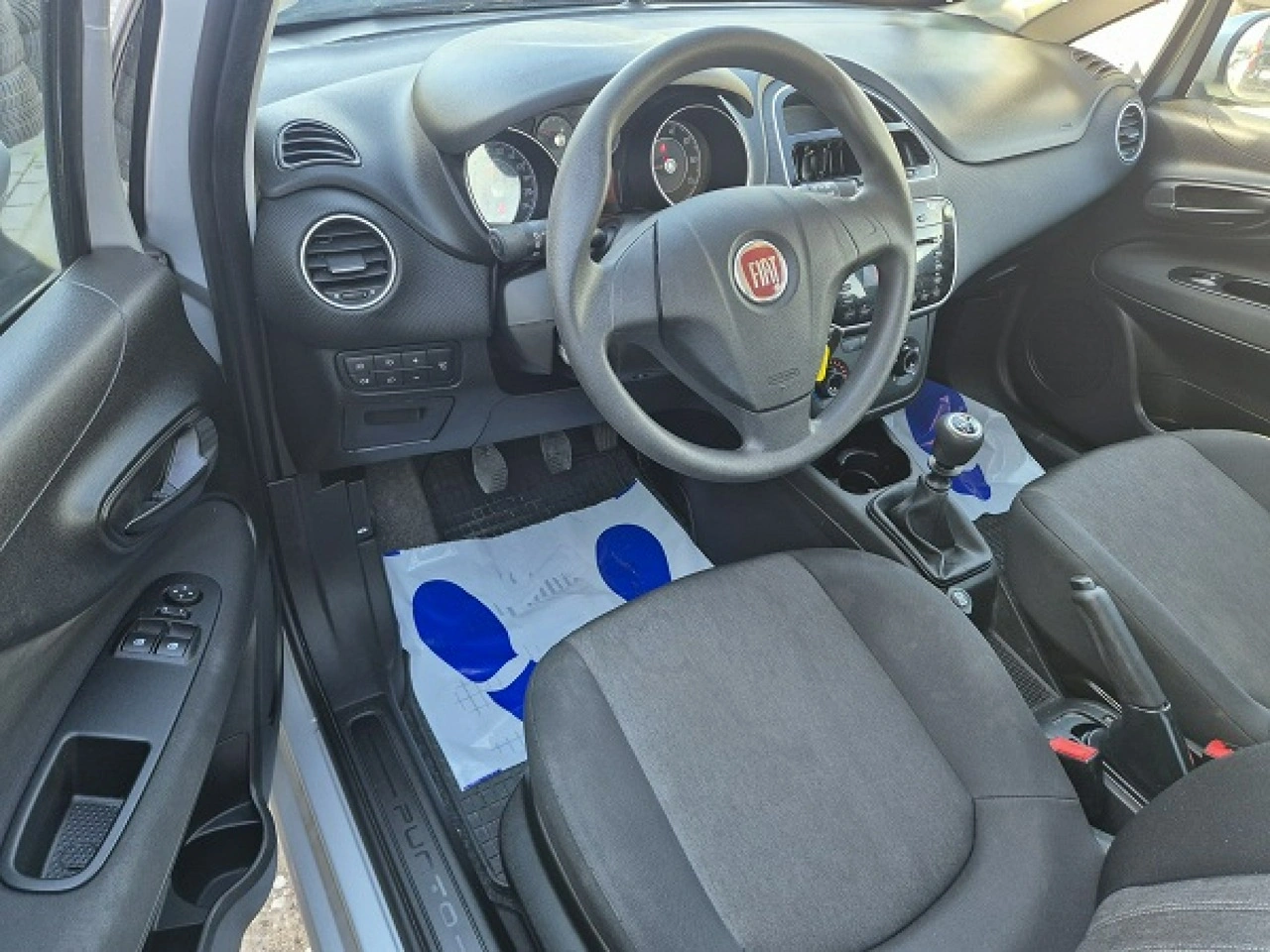 Fiat Punto - Zdjęcie 14