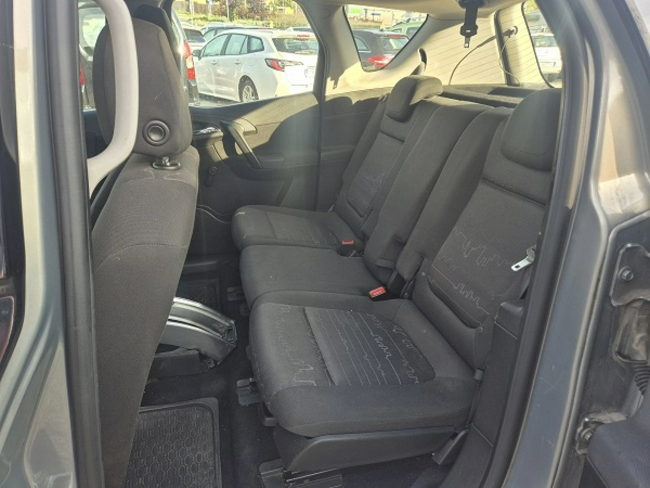 Opel Meriva - Zdjęcie 17