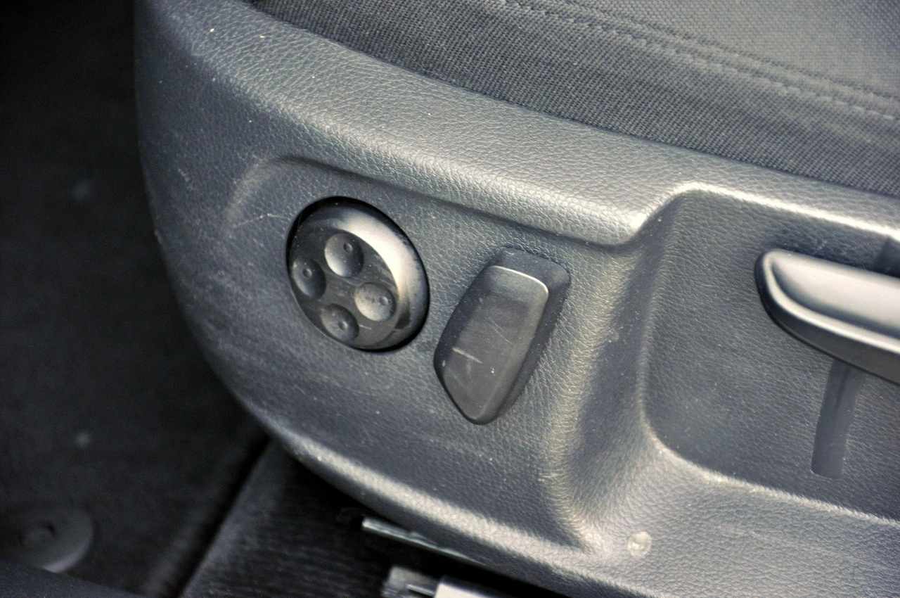 Volkswagen Passat - Zdjęcie 18