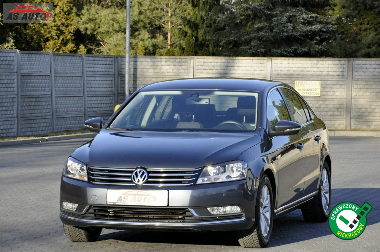 Volkswagen Passat - Główne zdjęcie