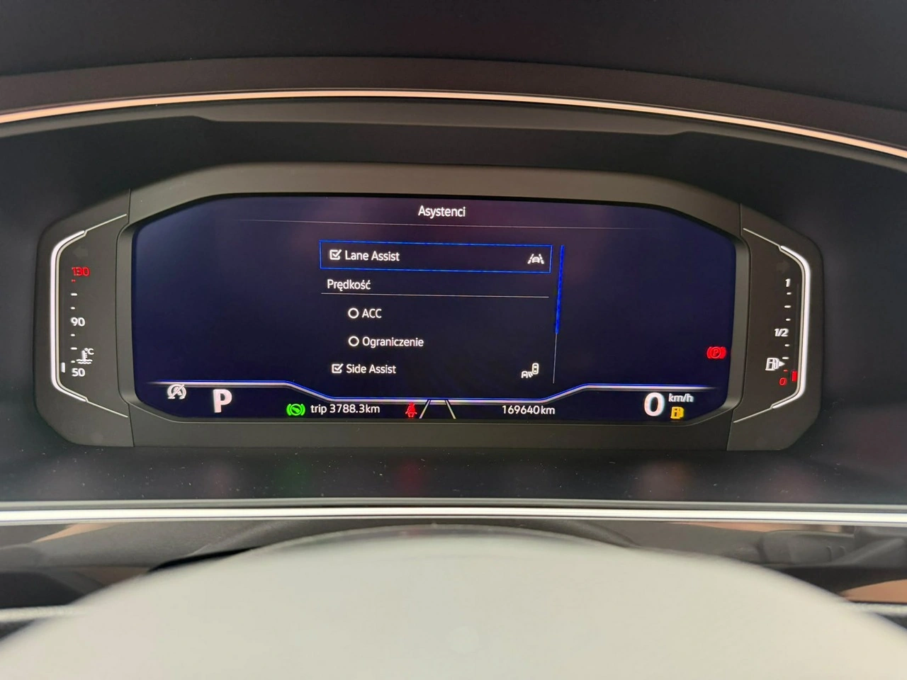 Volkswagen Tiguan Allspace - Zdjęcie 20