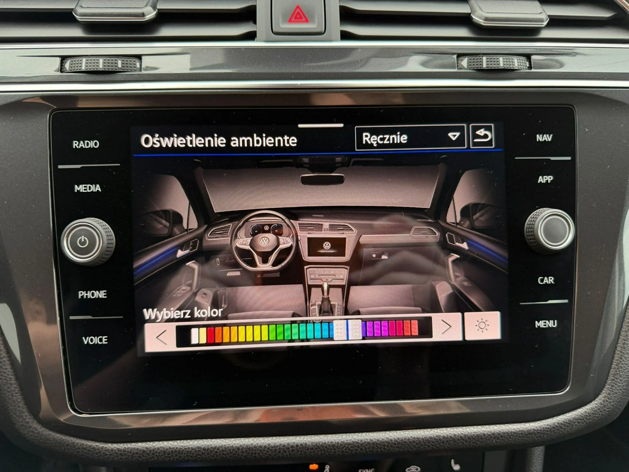 Volkswagen Tiguan Allspace - Zdjęcie 25