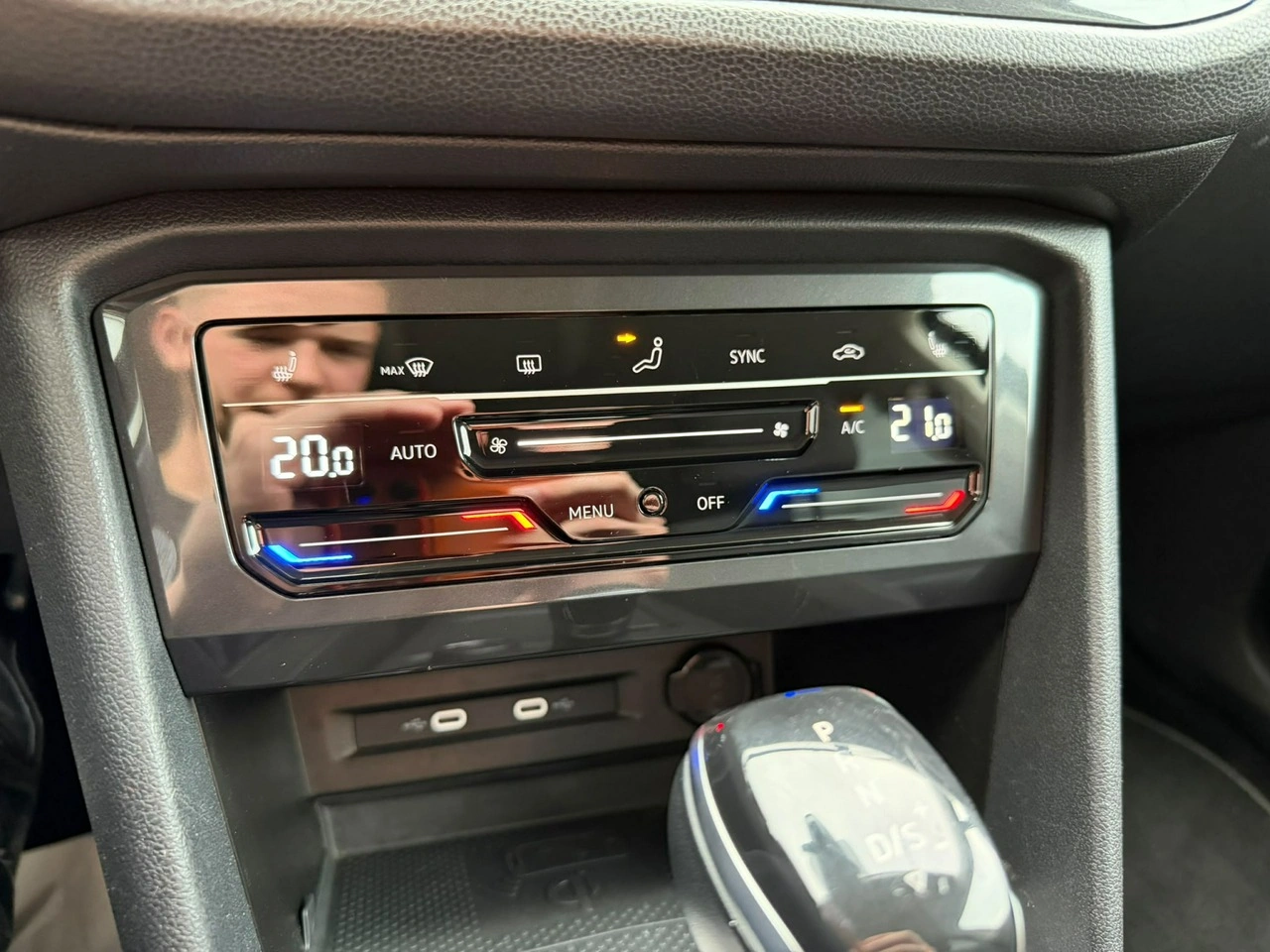 Volkswagen Tiguan Allspace - Zdjęcie 28