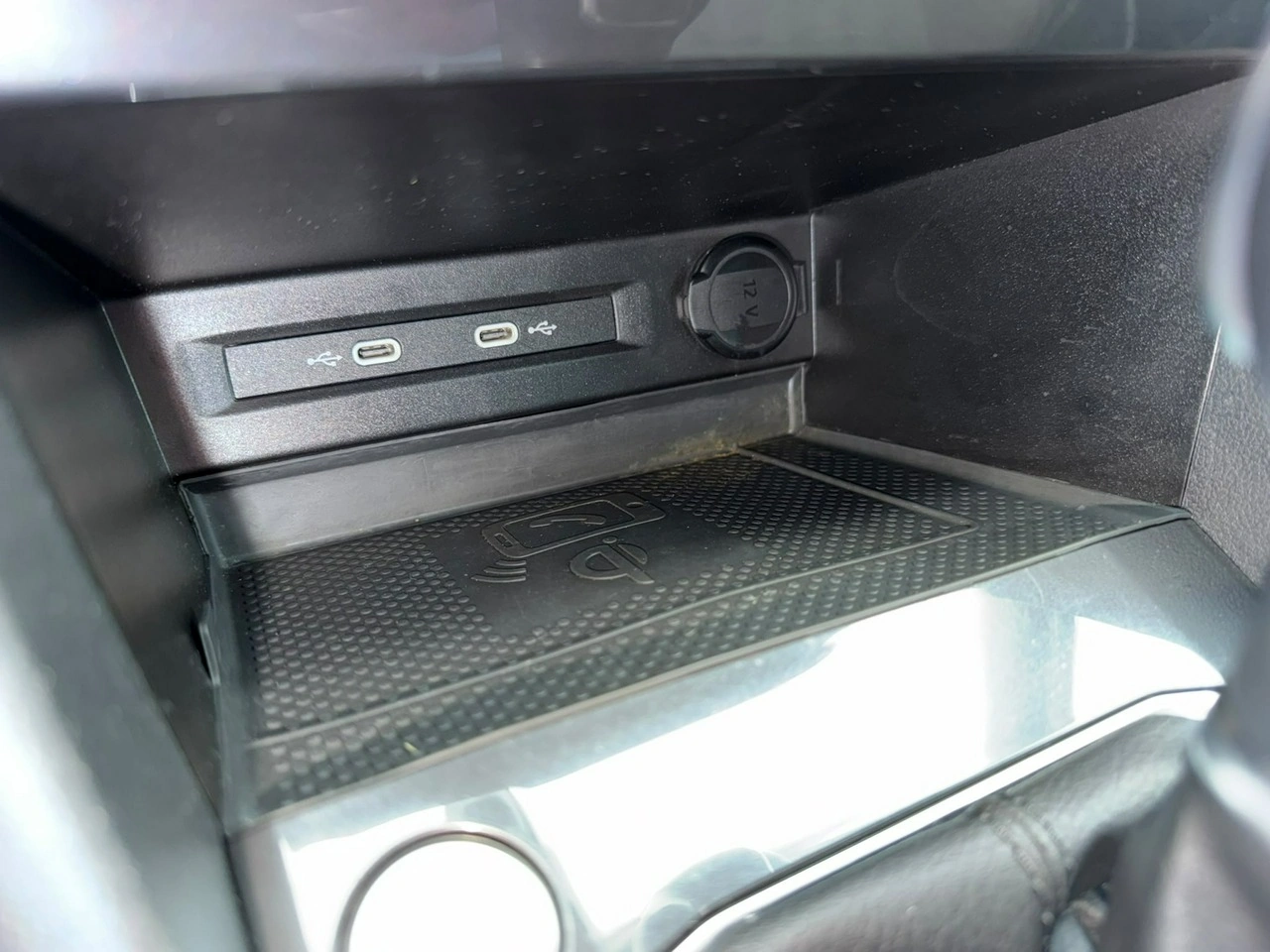 Volkswagen Tiguan Allspace - Zdjęcie 29