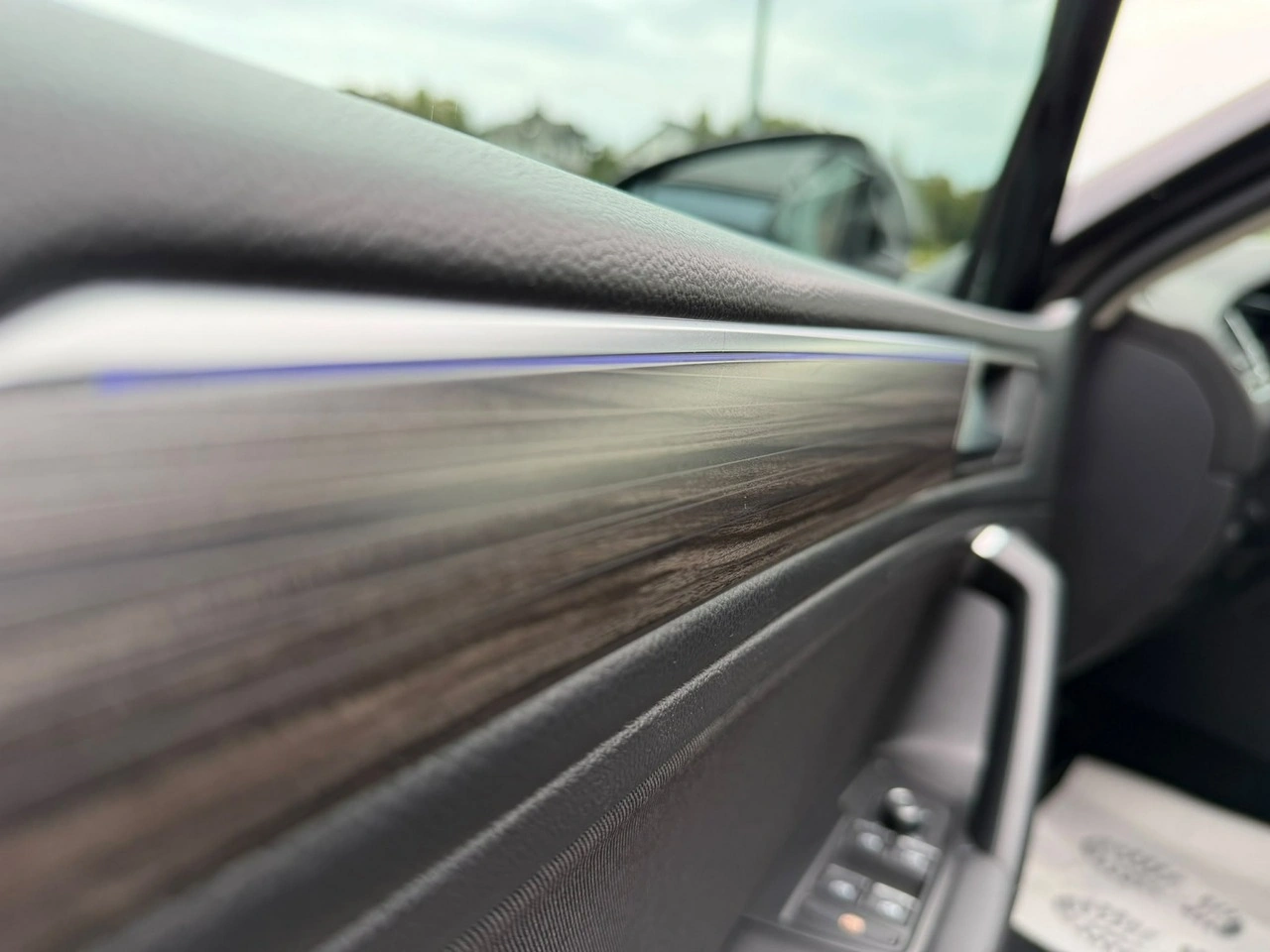 Volkswagen Tiguan Allspace - Zdjęcie 30
