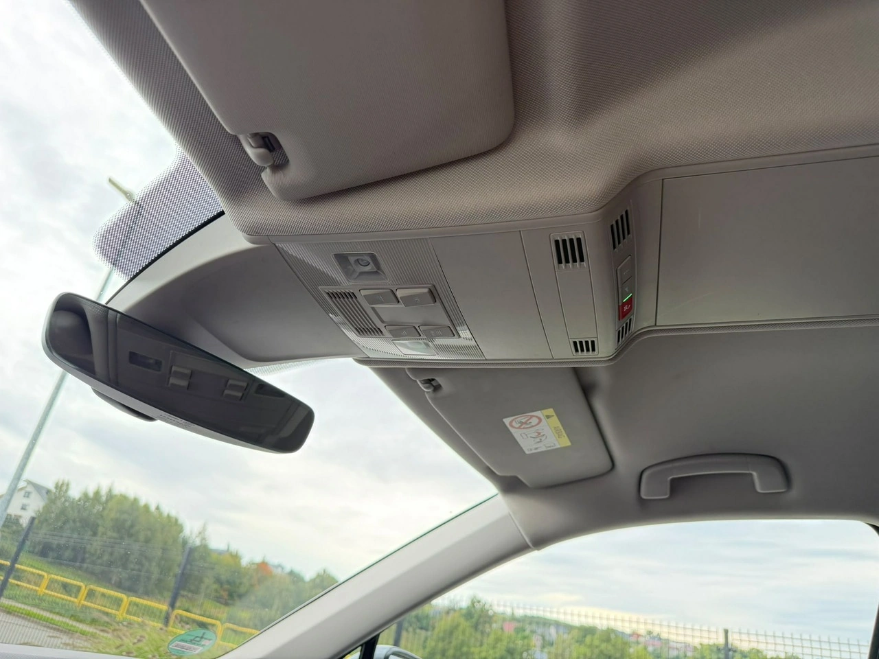 Volkswagen Tiguan Allspace - Zdjęcie 34