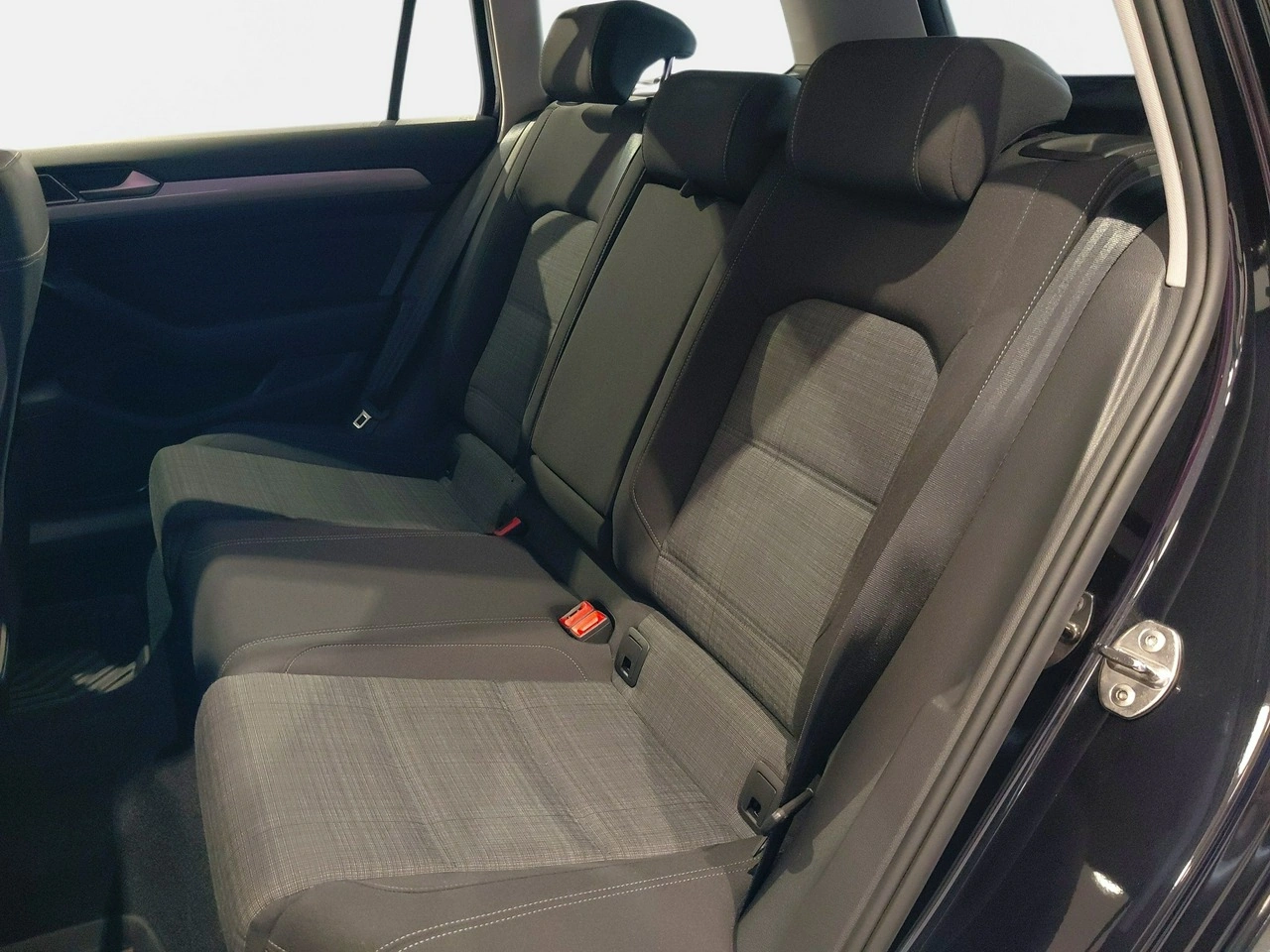 Volkswagen Passat Variant - Zdjęcie 14