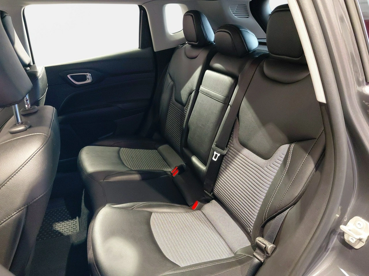 Jeep Compass - Zdjęcie 13