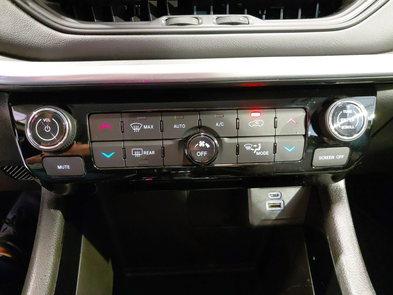 Jeep Compass - Zdjęcie 31