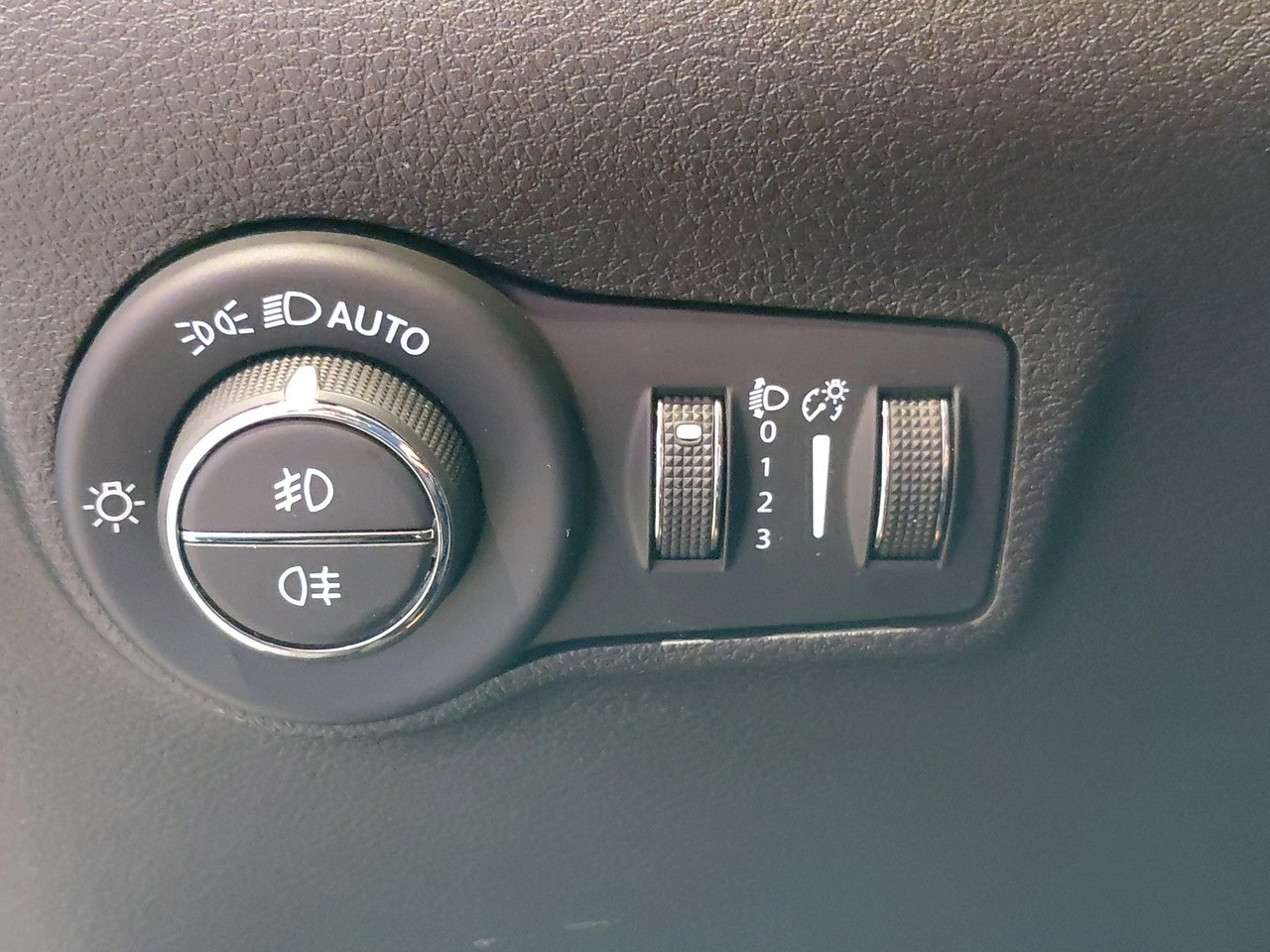 Jeep Compass - Zdjęcie 34