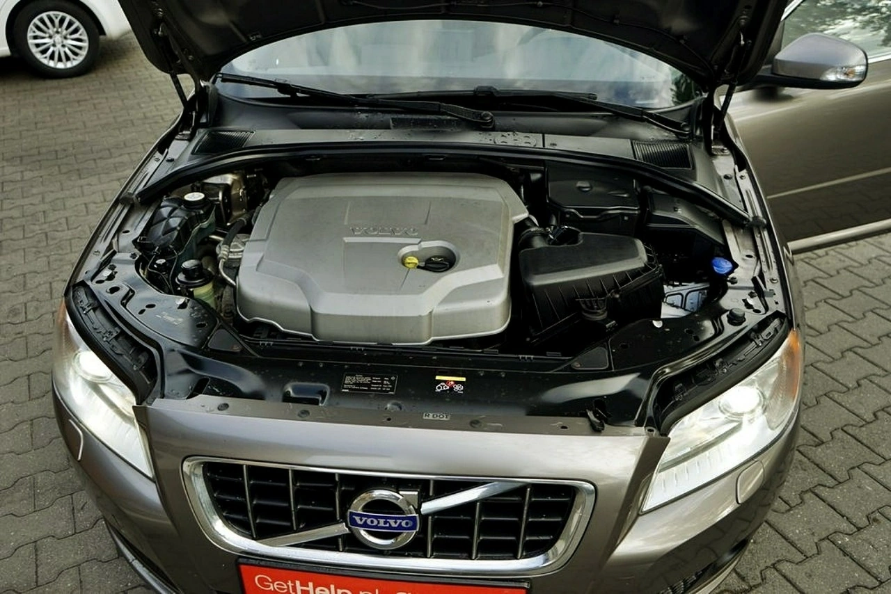 Volvo V70 - Zdjęcie 9