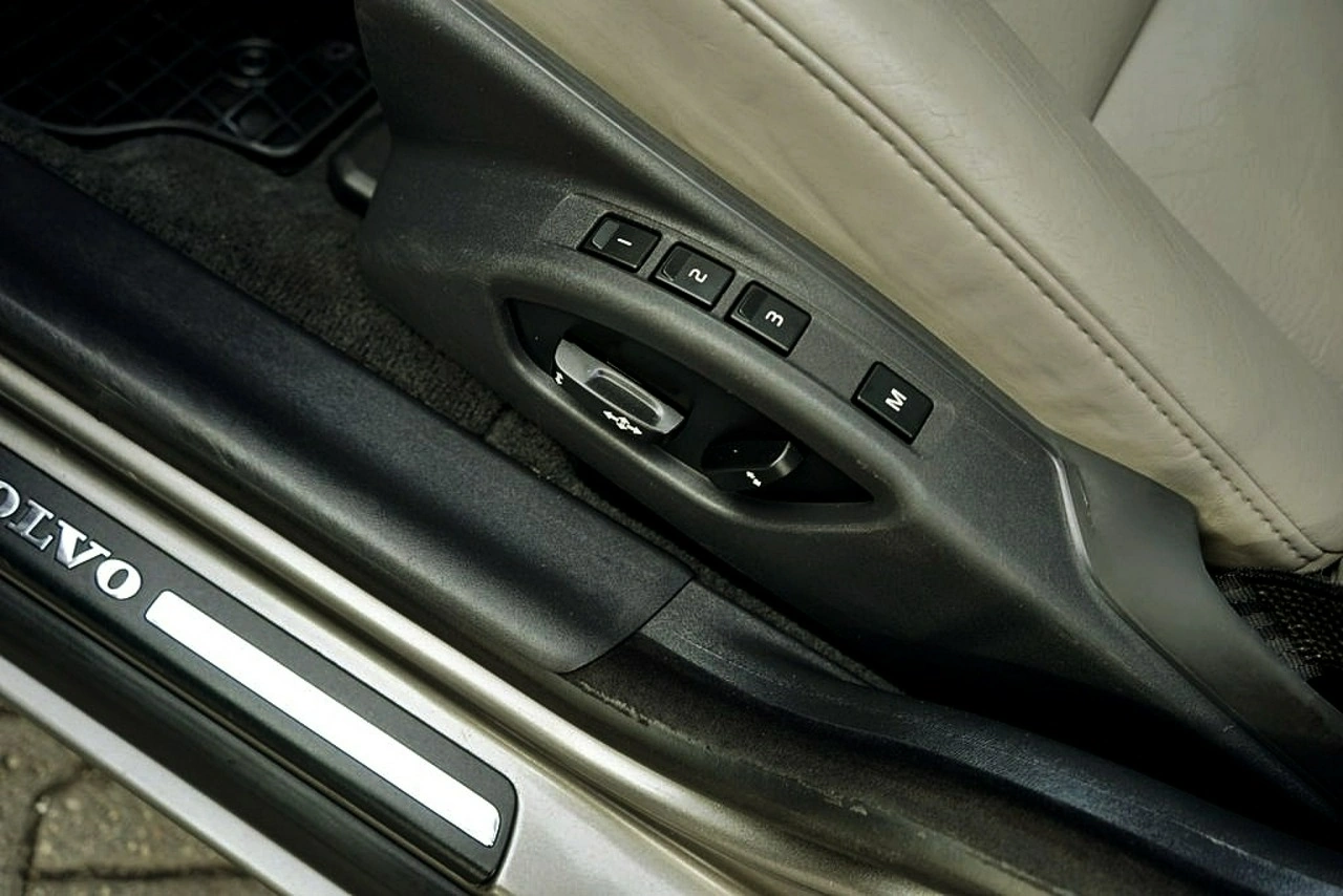 Volvo V70 - Zdjęcie 12