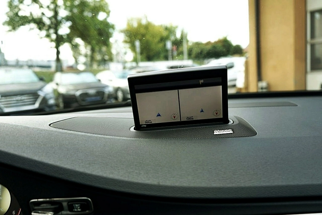 Volvo V70 - Zdjęcie 21