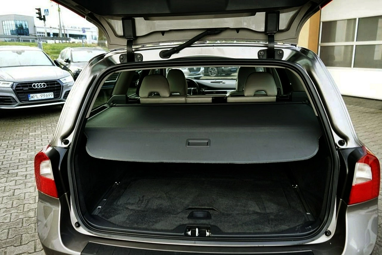 Volvo V70 - Zdjęcie 27