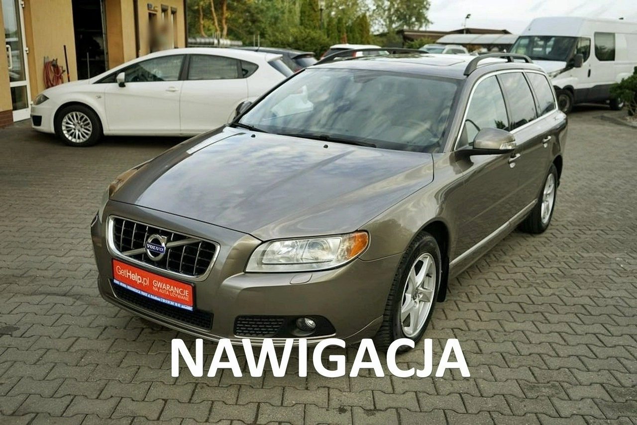Volvo V70 - Główne zdjęcie