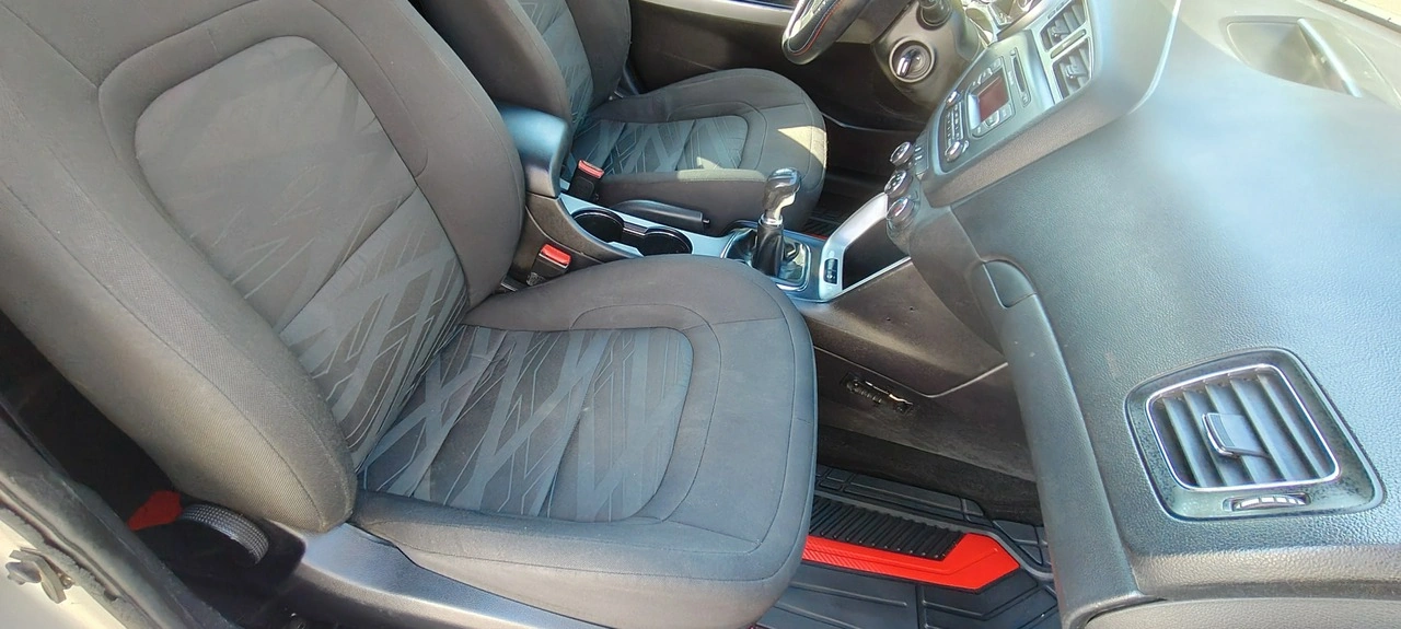 Kia Ceed - Zdjęcie 11