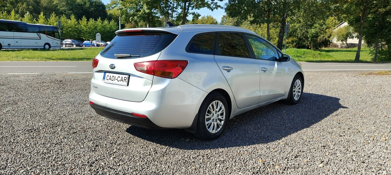 Kia Ceed - Zdjęcie 3