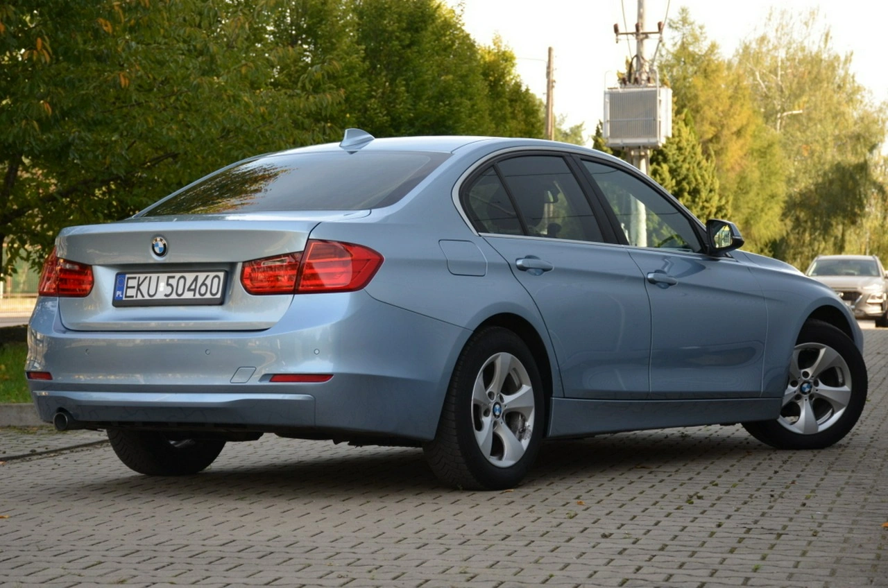 BMW 320 - Zdjęcie 11