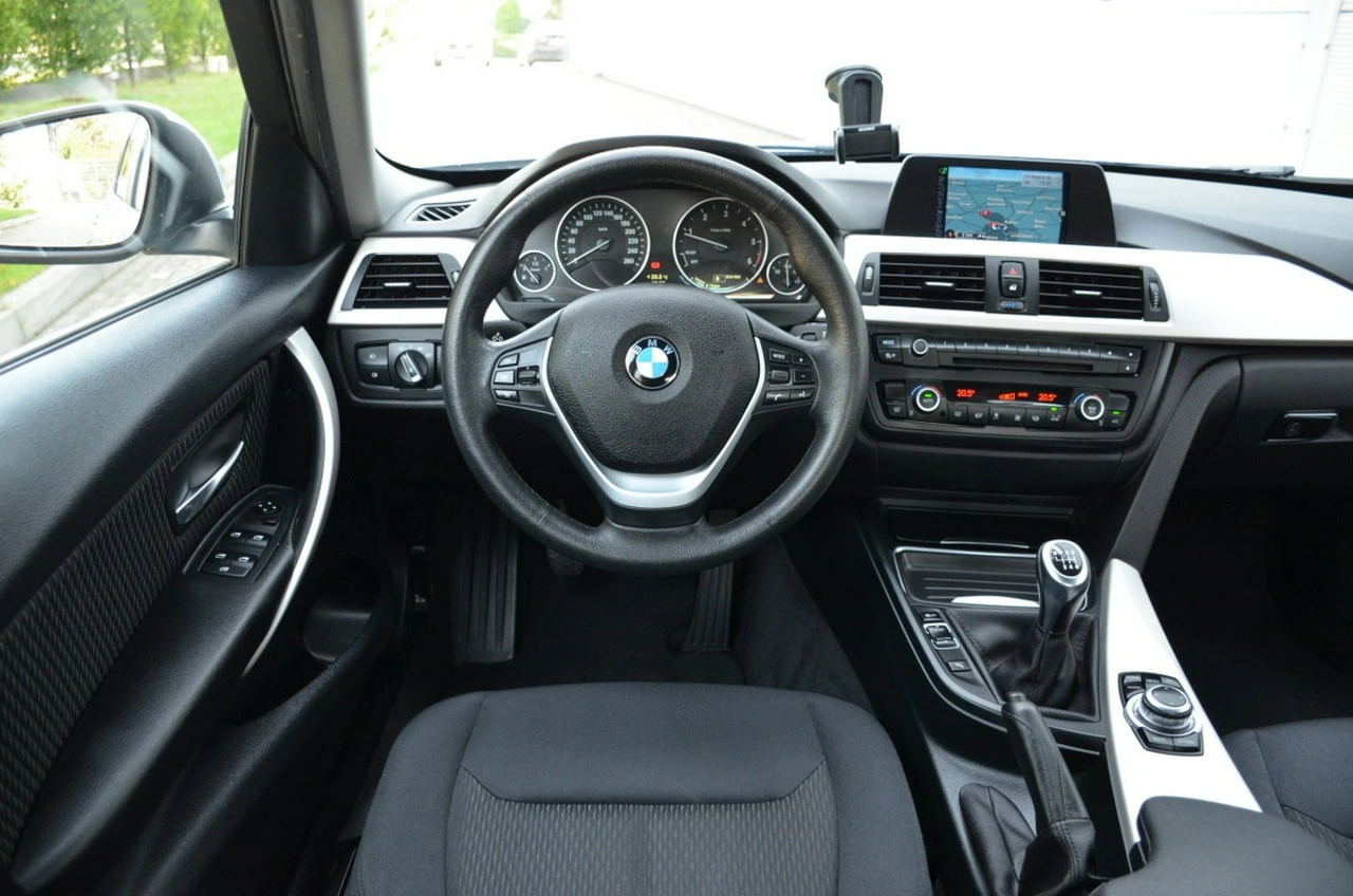 BMW 320 - Zdjęcie 25