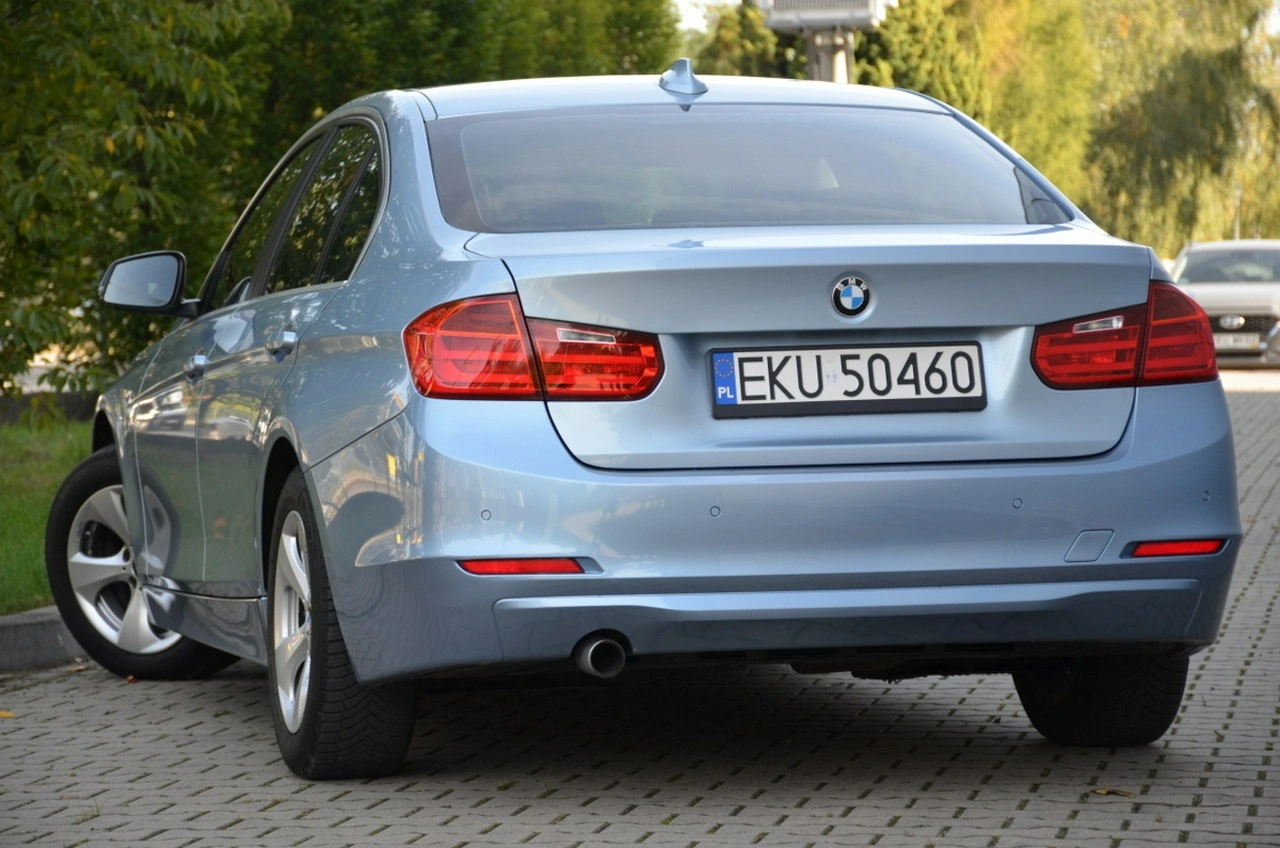 BMW 320 - Zdjęcie 4