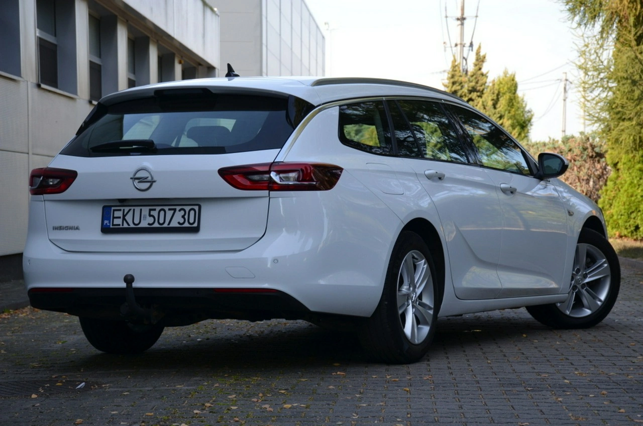 Opel Insignia - Zdjęcie 9