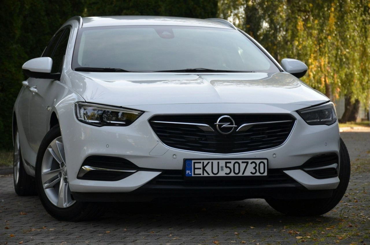Opel Insignia - Zdjęcie 11