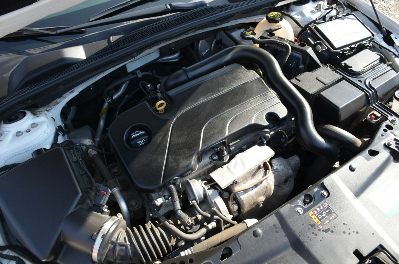 Opel Insignia - Zdjęcie 14