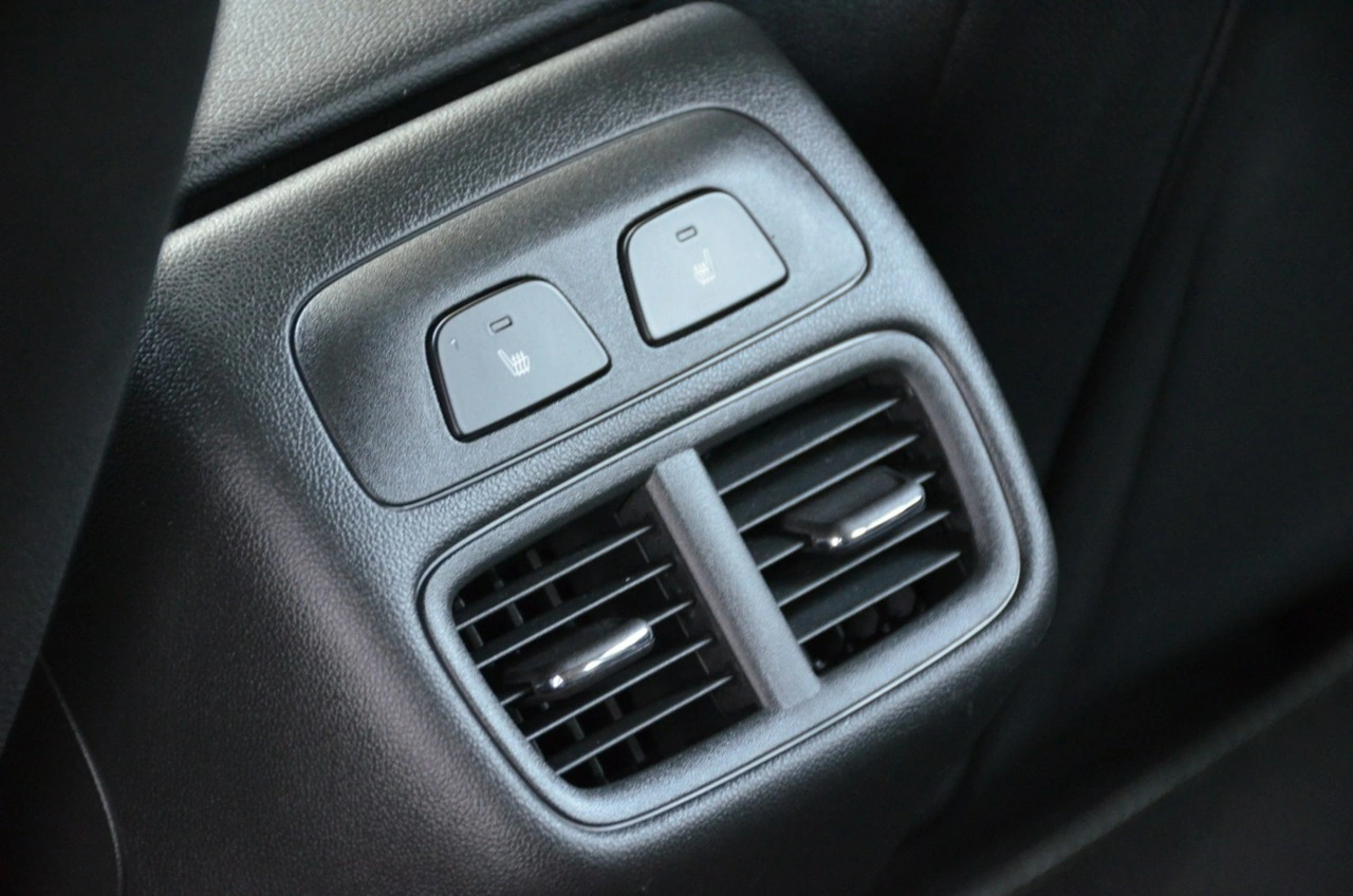 Opel Insignia - Zdjęcie 24