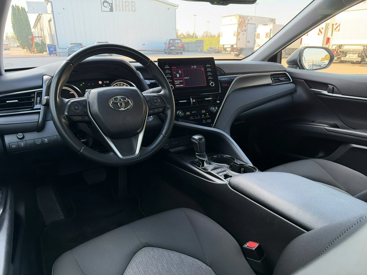 Toyota Camry - Zdjęcie 12